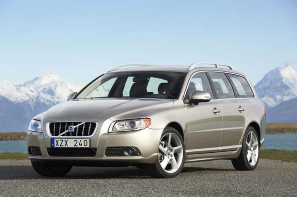 Volvo_V70_III_Cebia